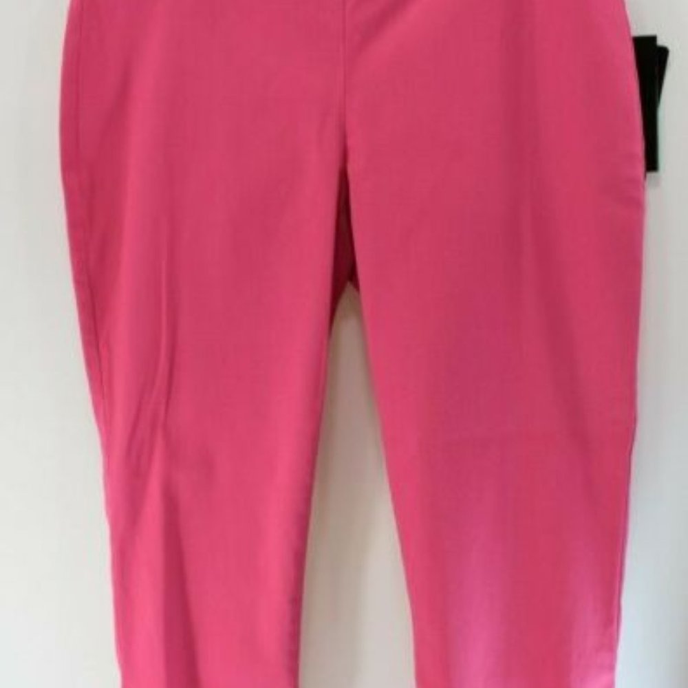 Attyre Brand Ladies Crop Pants Pink size 4